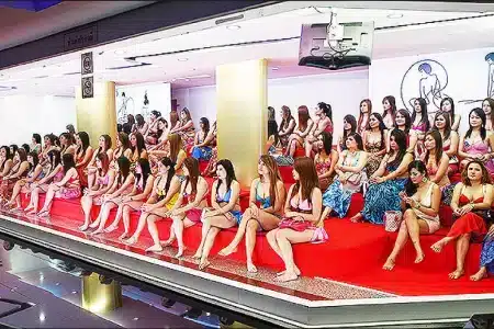 Grand Honey 3 — Soapy Massage interior photo 2 in Pattaya