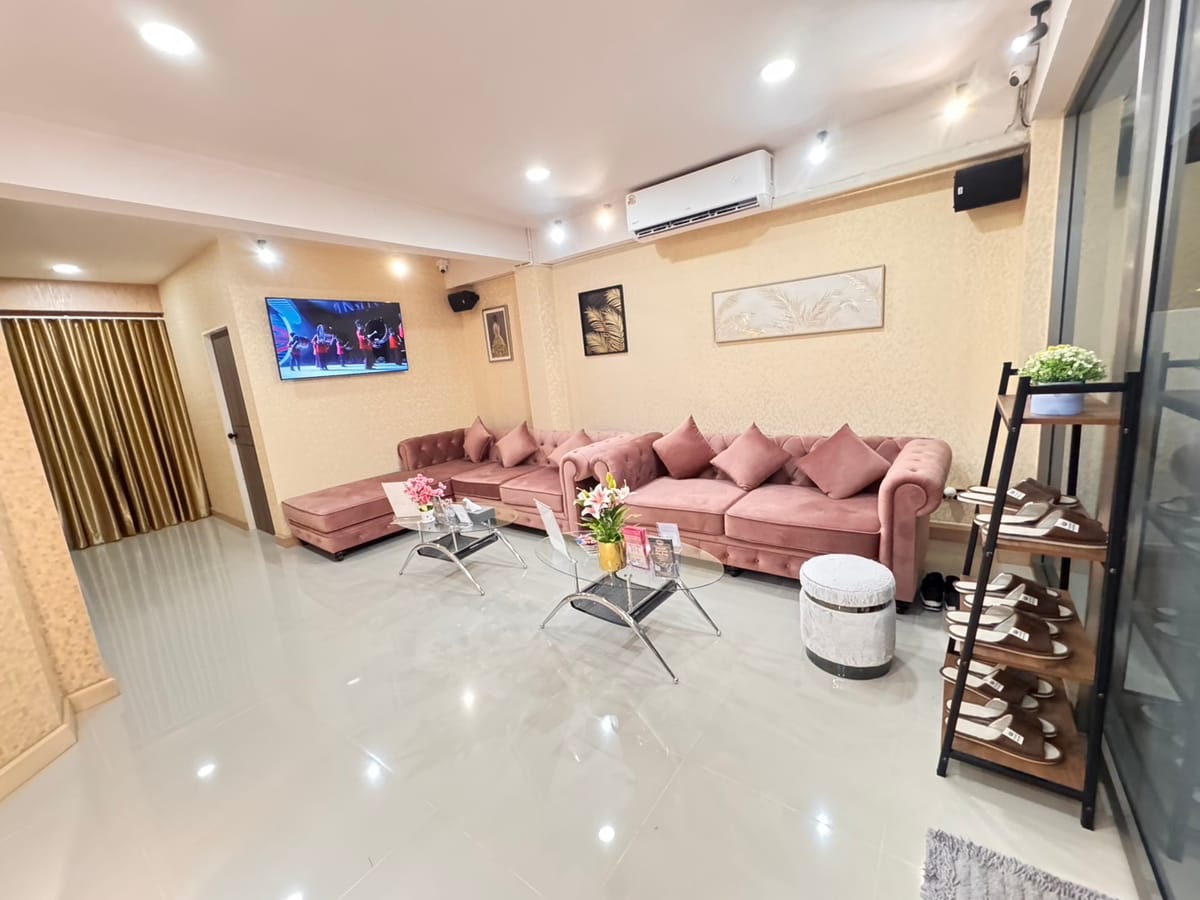 KK Club — Soapy Massage interior photo 2 in Khon Kaen